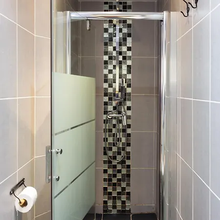 Port 4 People Hyper Center Wifi Apartment Nizza